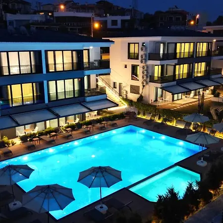 Frühstückspension No 48 Alacati 3*