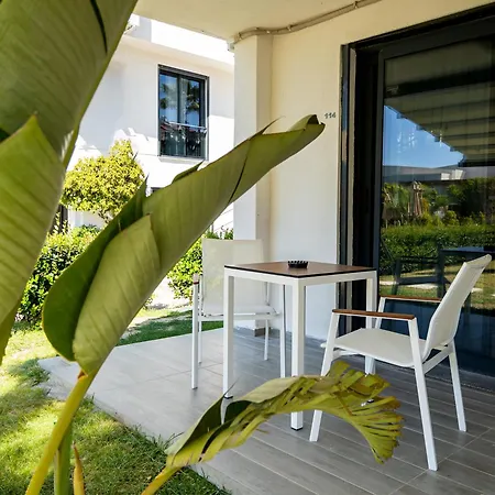 No 48 Alacati 3*